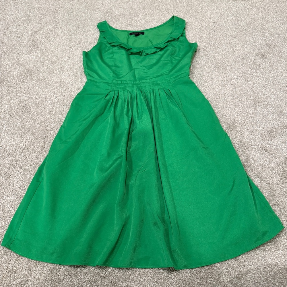 Banana Republic Parade Green Knee Length Dress Ruffle Pleated Size 2